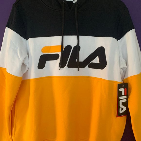 Women's Fila Sweatshirt Hoodie in Large - Picture 3 of 10